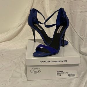 Blue medium heels